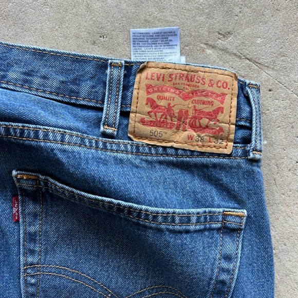 Levi’s Men’s 505 Jeans Waist 38 - Picture 2 of 7